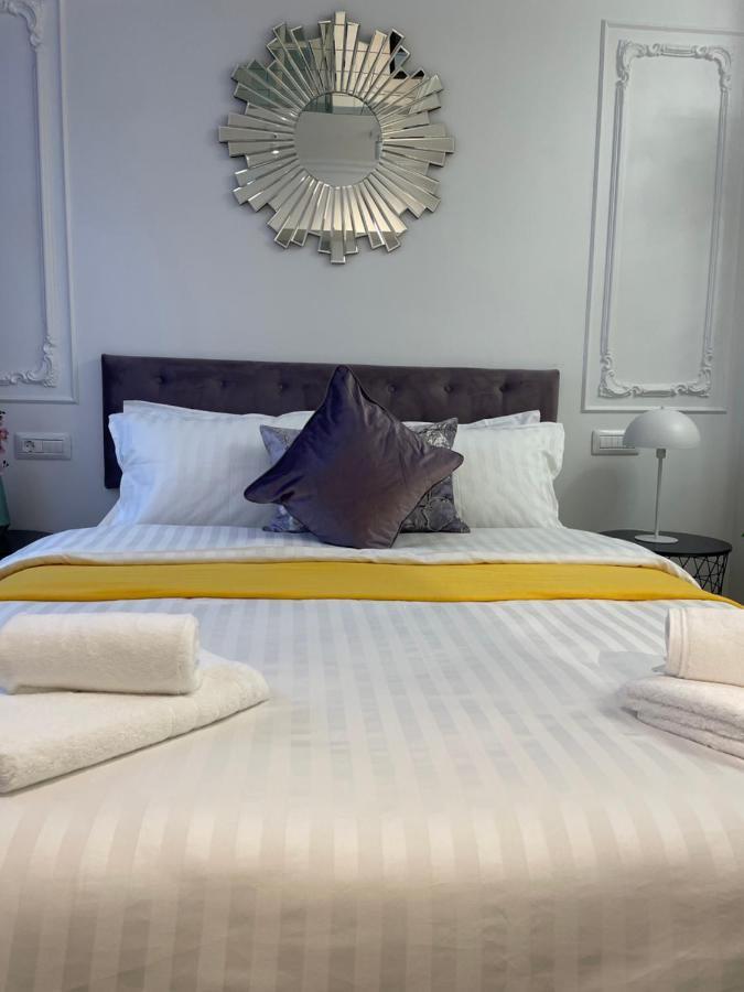 Luxury City Studios Куртя-де-Арджеш Екстер'єр фото